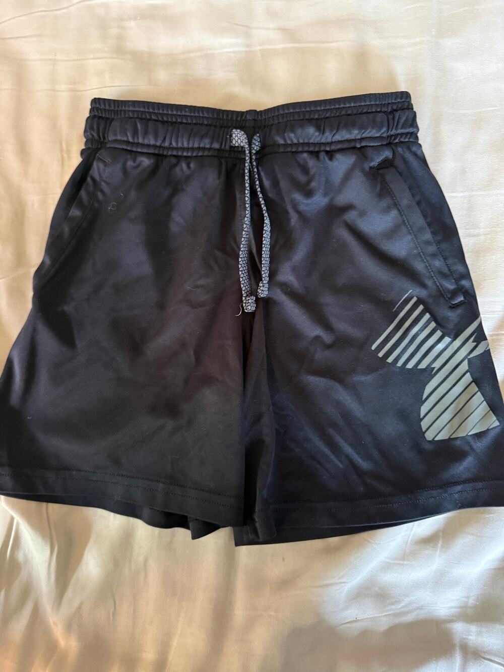 Under armour black shorts size XS